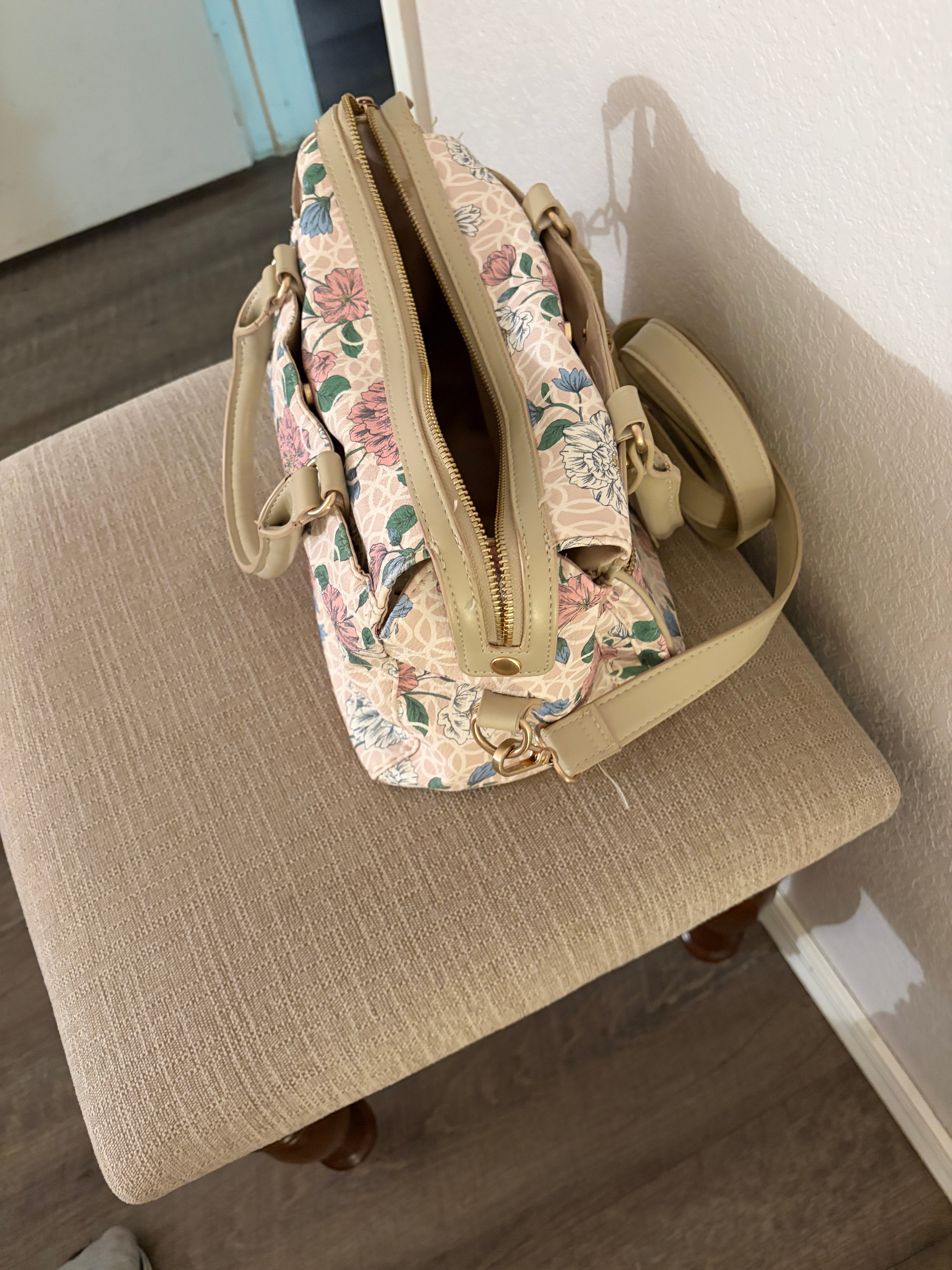 Brand New Floral Multi-Compartment Shoulder Bag with Adjustable Strap