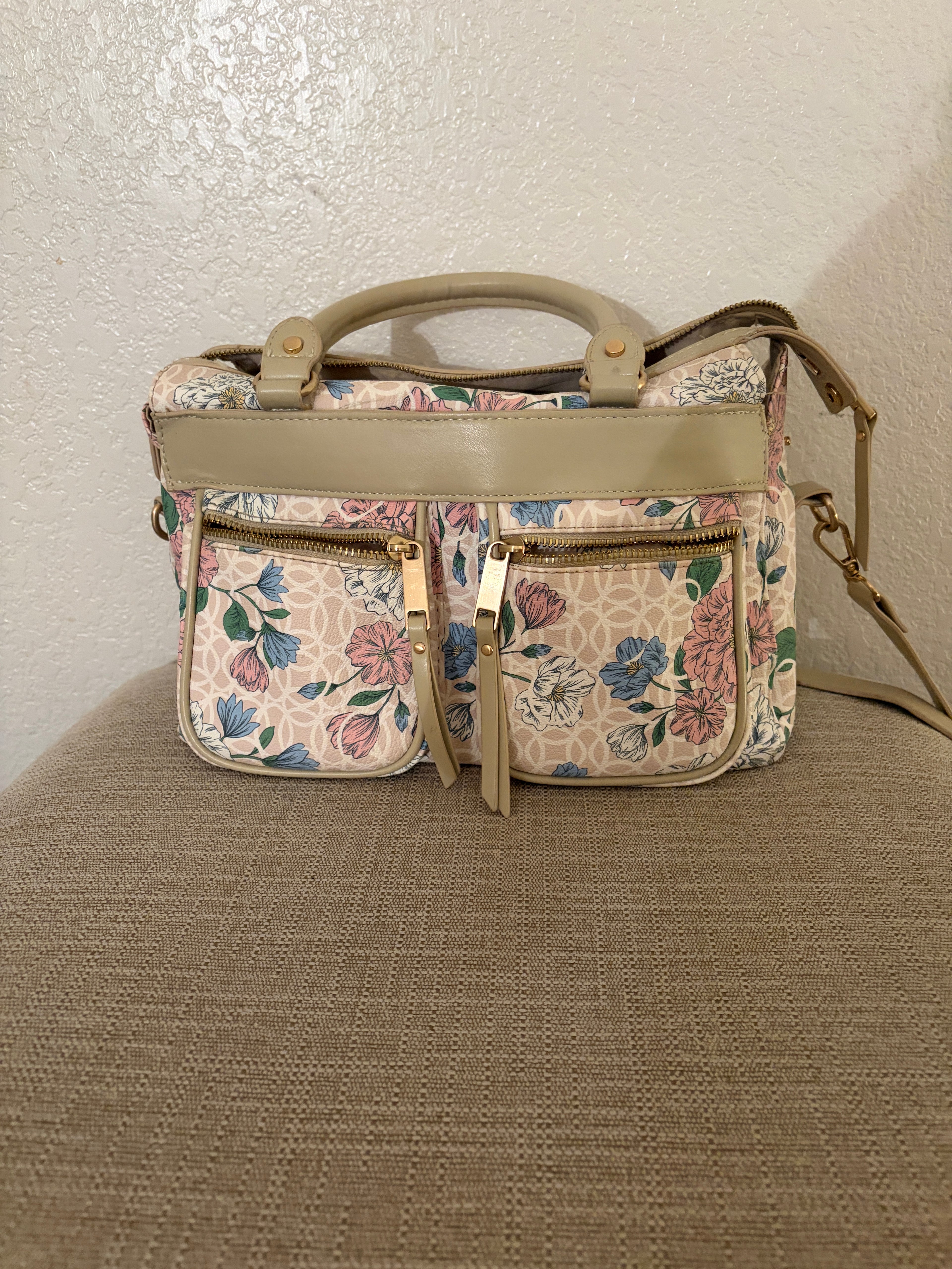 Brand New Floral Multi-Compartment Shoulder Bag with Adjustable Strap