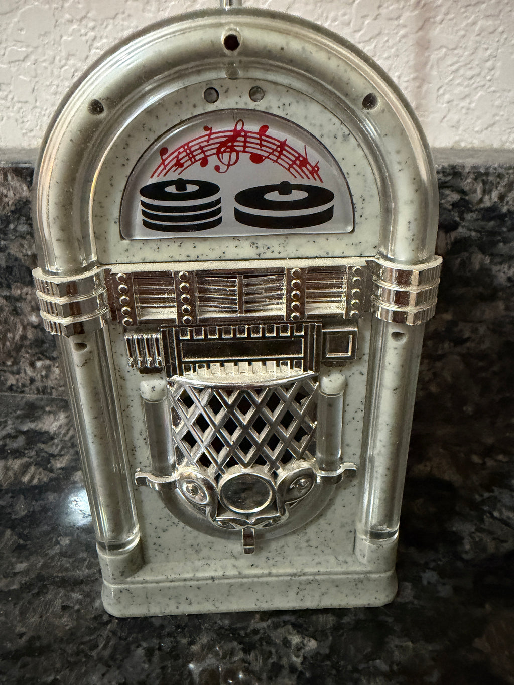 Vintage Miniature Jukebox AM/FM Radio.