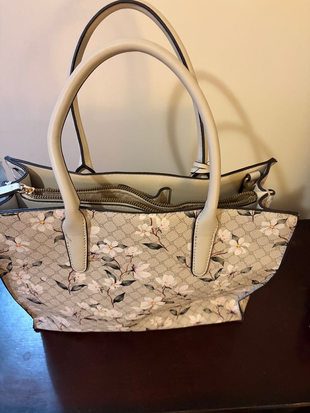 Brand New Nine West Floral Structured Tote Bag.