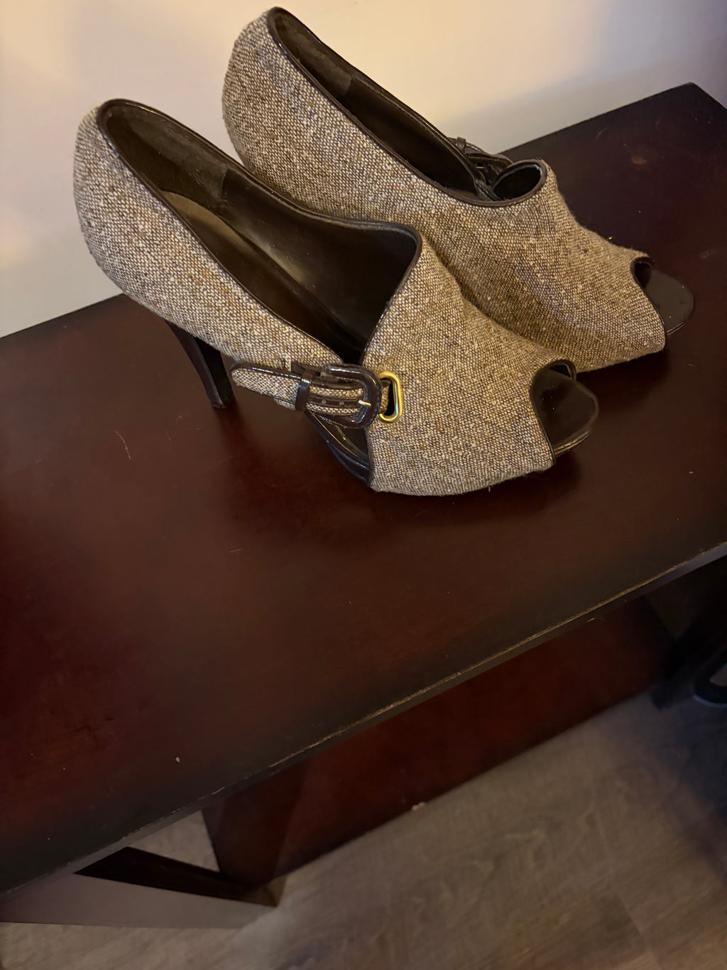 New Never Been worn Charlotte Russco Heels, Live Life with Comfort
